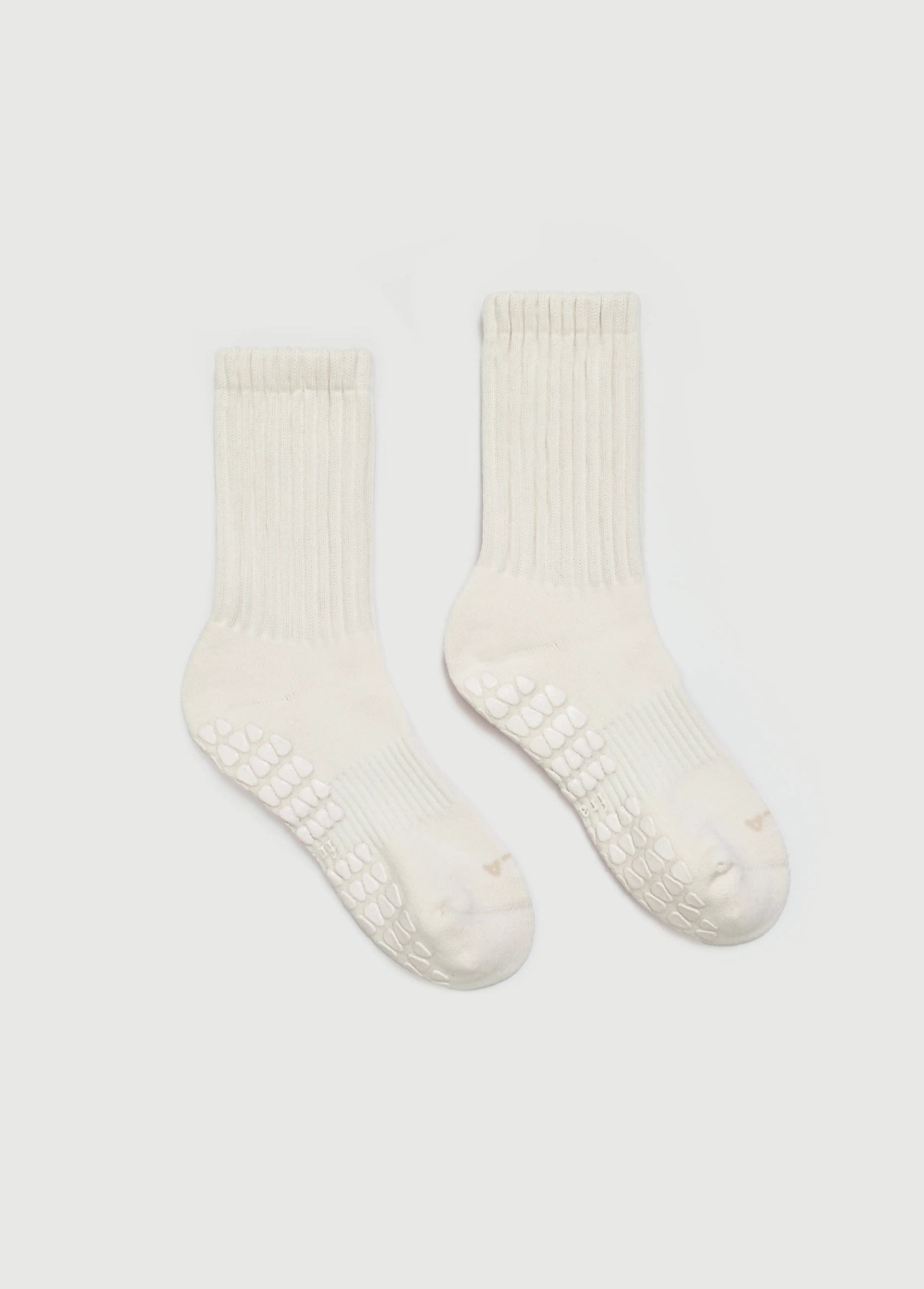 Ivory Slouch Grip Socks | Pilates & Barre | Fraise